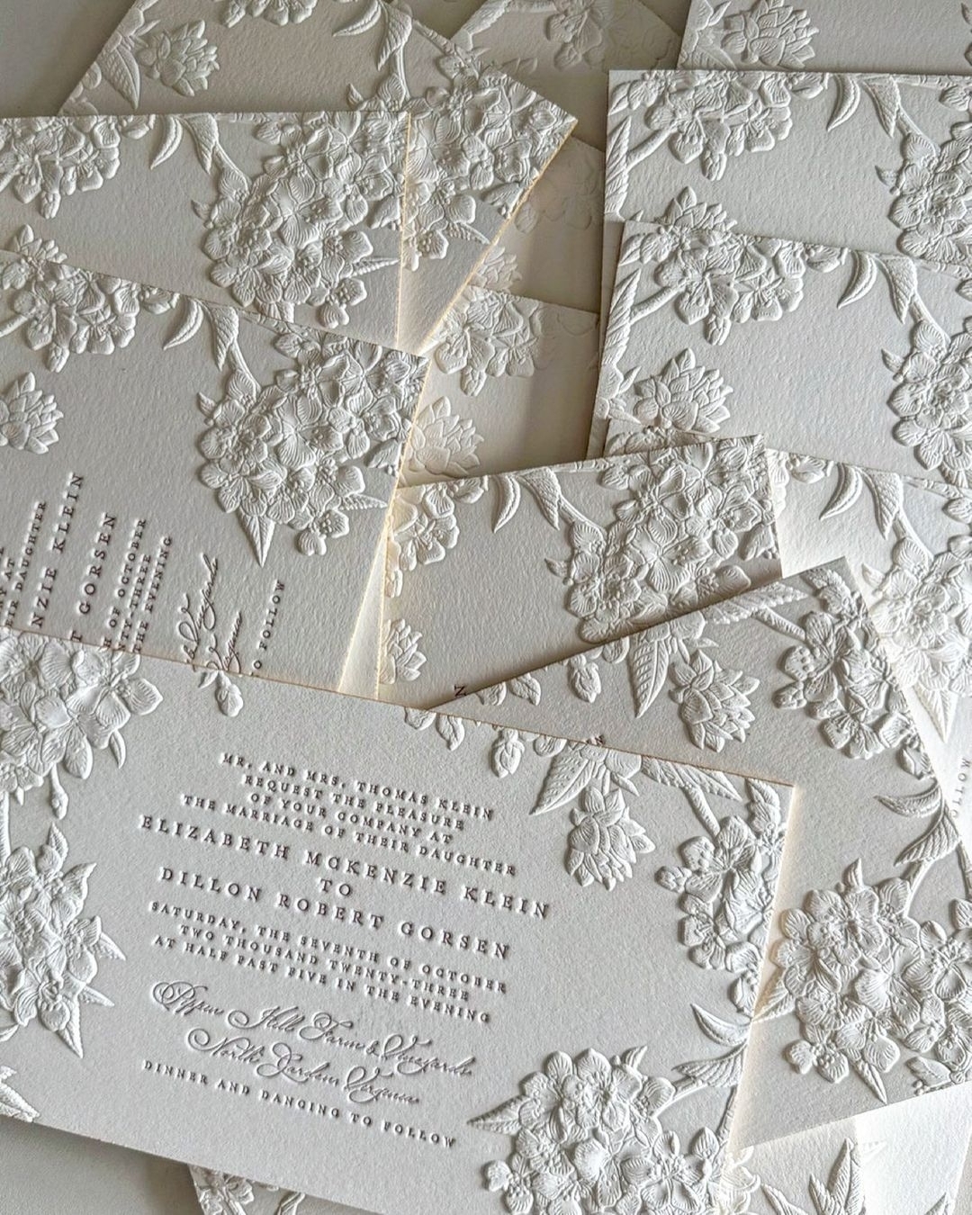 When to send wedding invitations